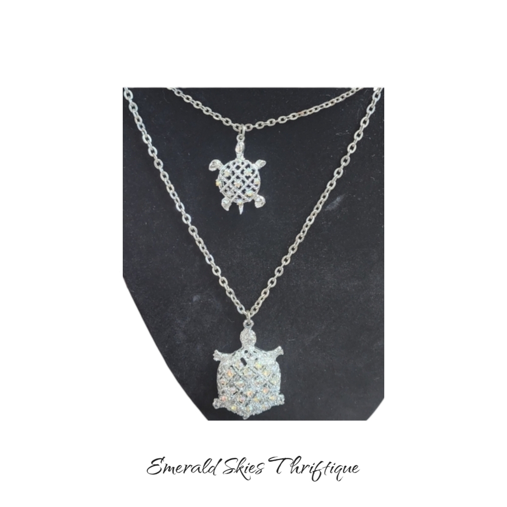 Layered Turtle necklace 🐢